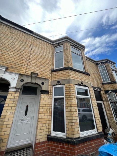 4 bed terraced house to rentSummergangs Road, Hull HU8