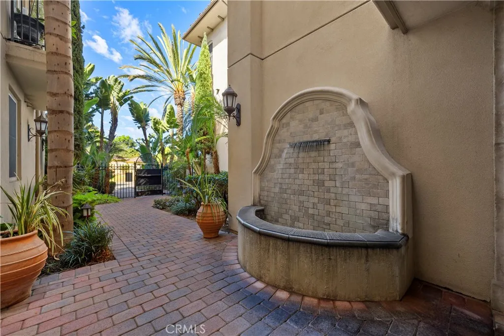 Additional image 58 of 401 Bernard Street Unit 409, Costa Mesa, CA 92627