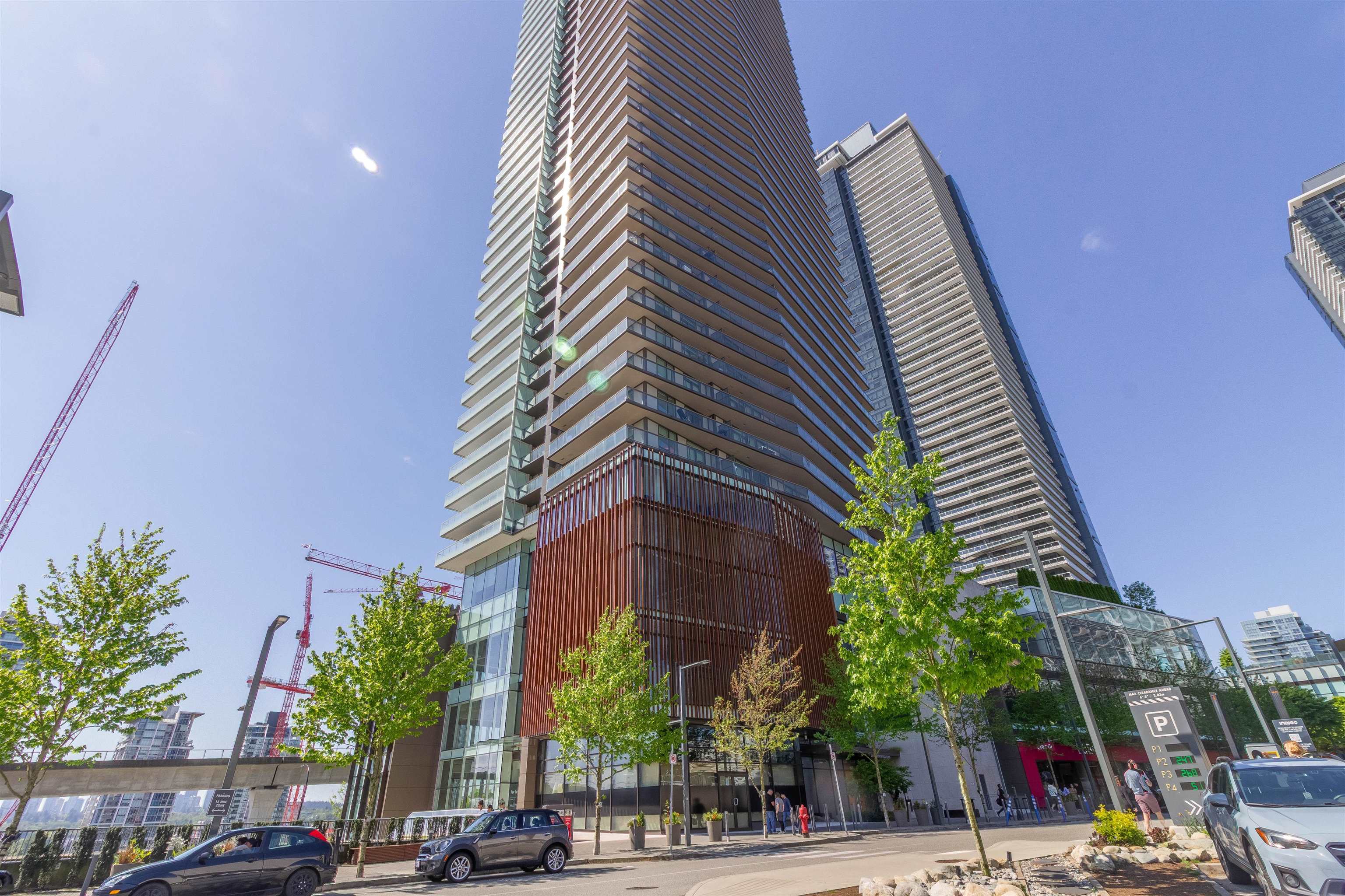 1607-4650 Brentwood Boulevard, Burnaby, BC, V5C 0M3