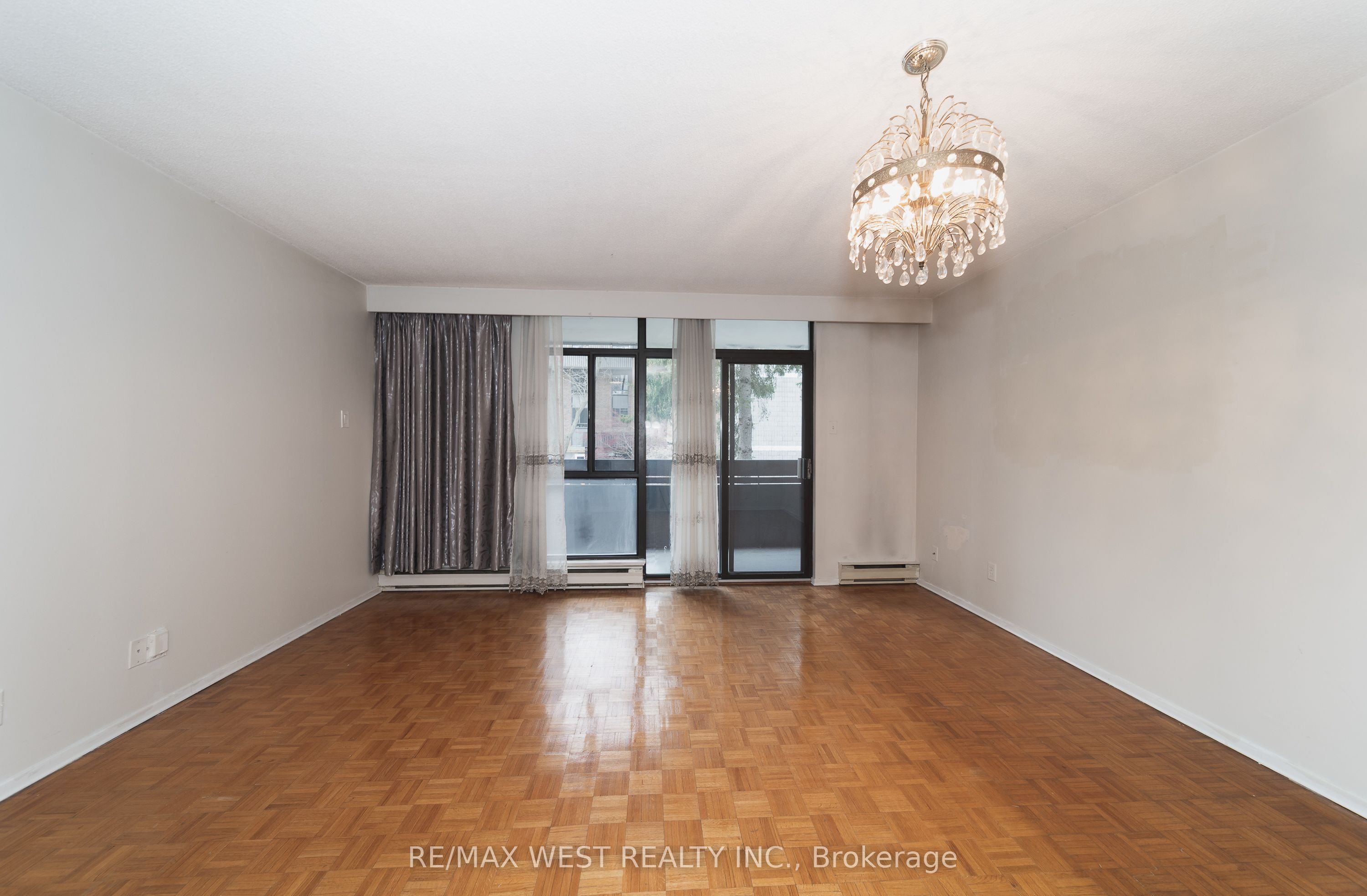 Additional image 5 of 1-202-50 Old Kingston Road, Toronto, ON, M1E 4Y1
