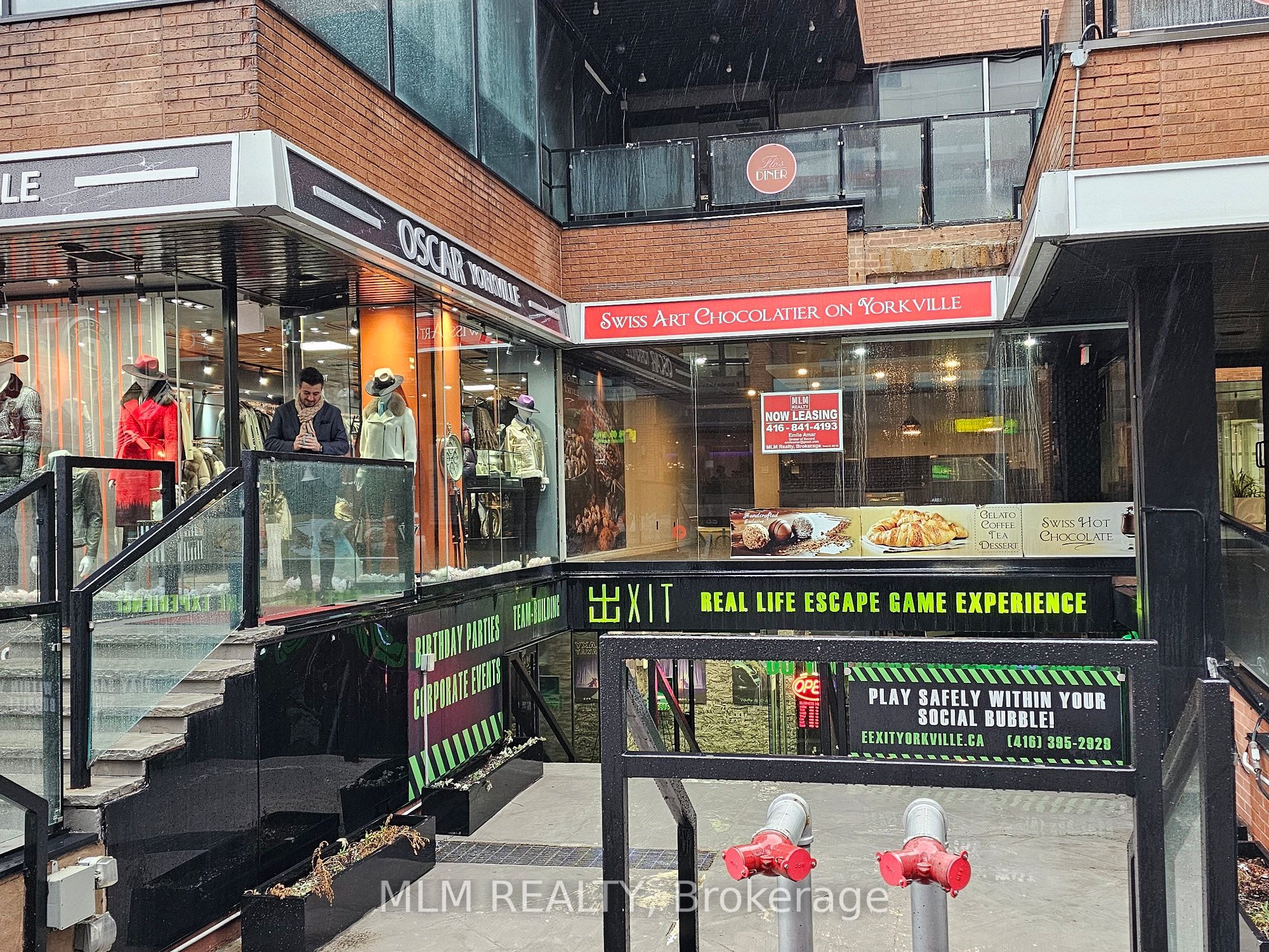 MR2-70 Yorkville Avenue, Toronto, ON, M5R 1B9