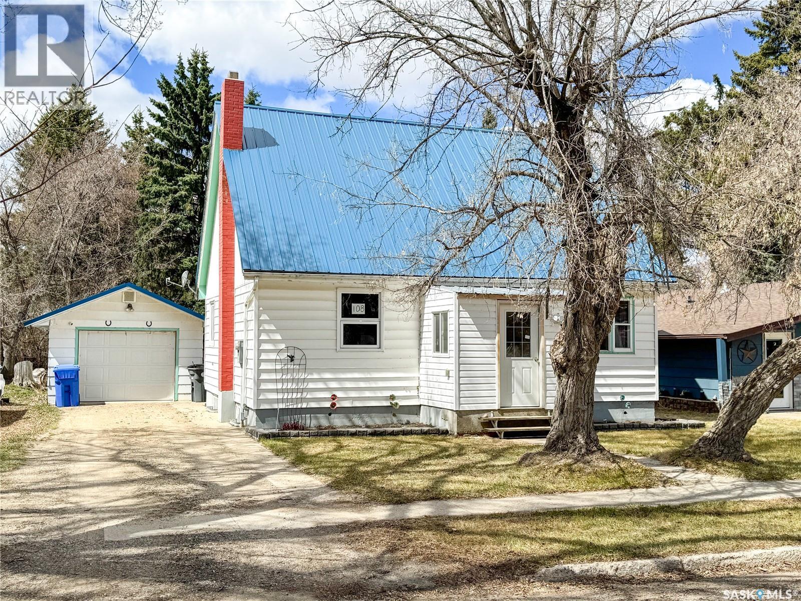 108 Cairo STREET
