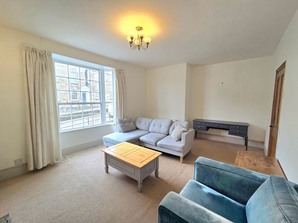Additional image 11 of 2 bed maisonette to rentLower Market Street, Penryn TR10