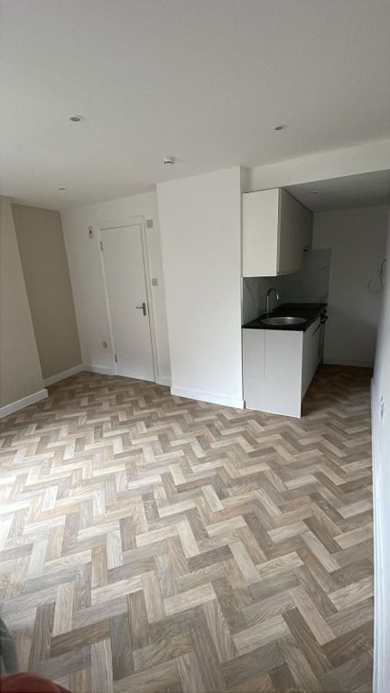 Additional image 6 of Studio to rent12 Studio Apartments, Cheapside, Luton LU1