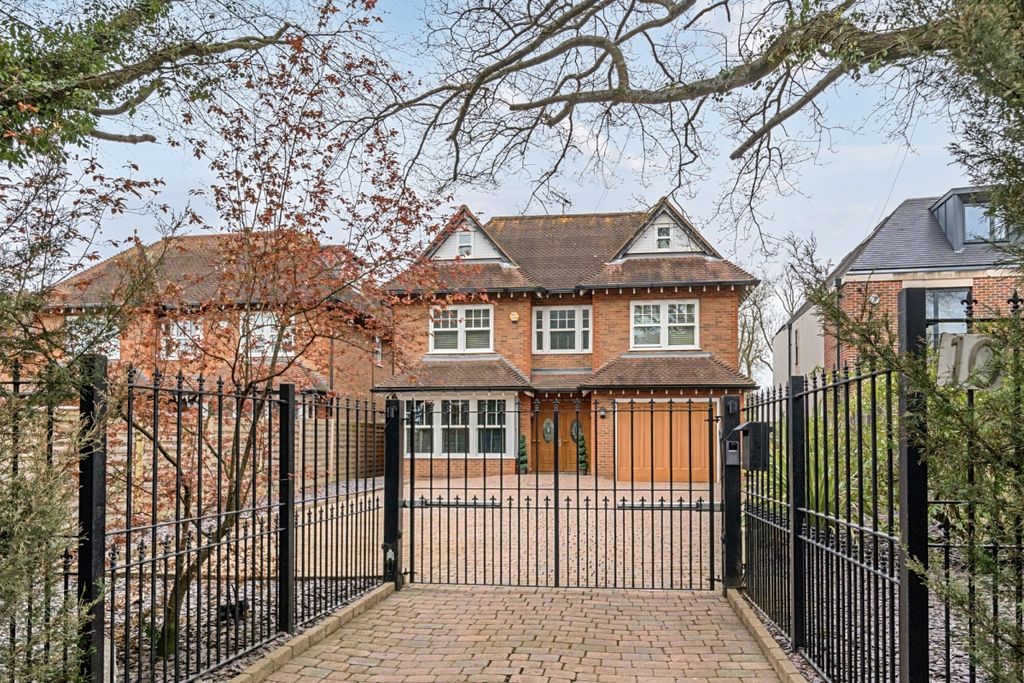 Additional image 26 of 5 bed detached house to rentBarnet Road, Arkley, Barnet EN5