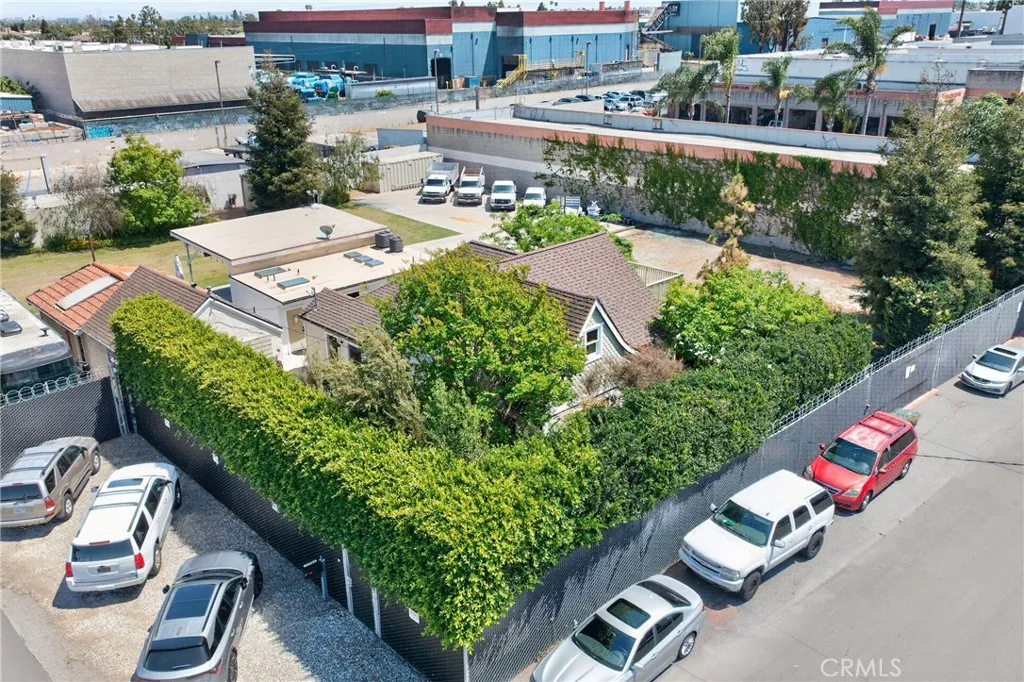 17066 Palmdale Ln, Huntington Beach, CA 92647