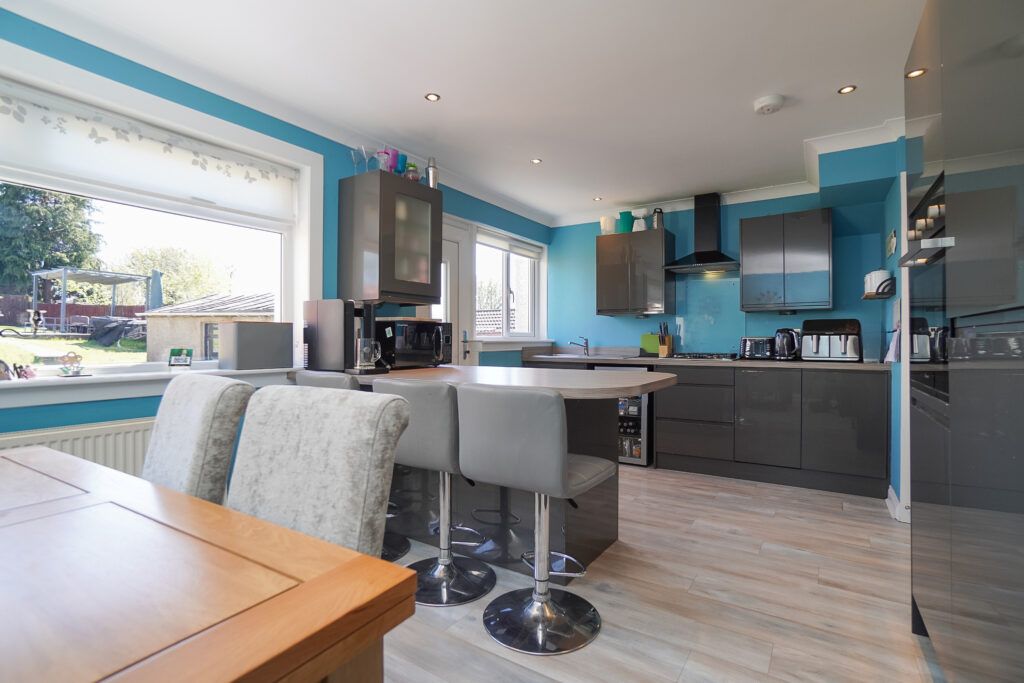 Additional image 6 of 3 bed detached house for sale8 Greenside Road, Hardgate G81