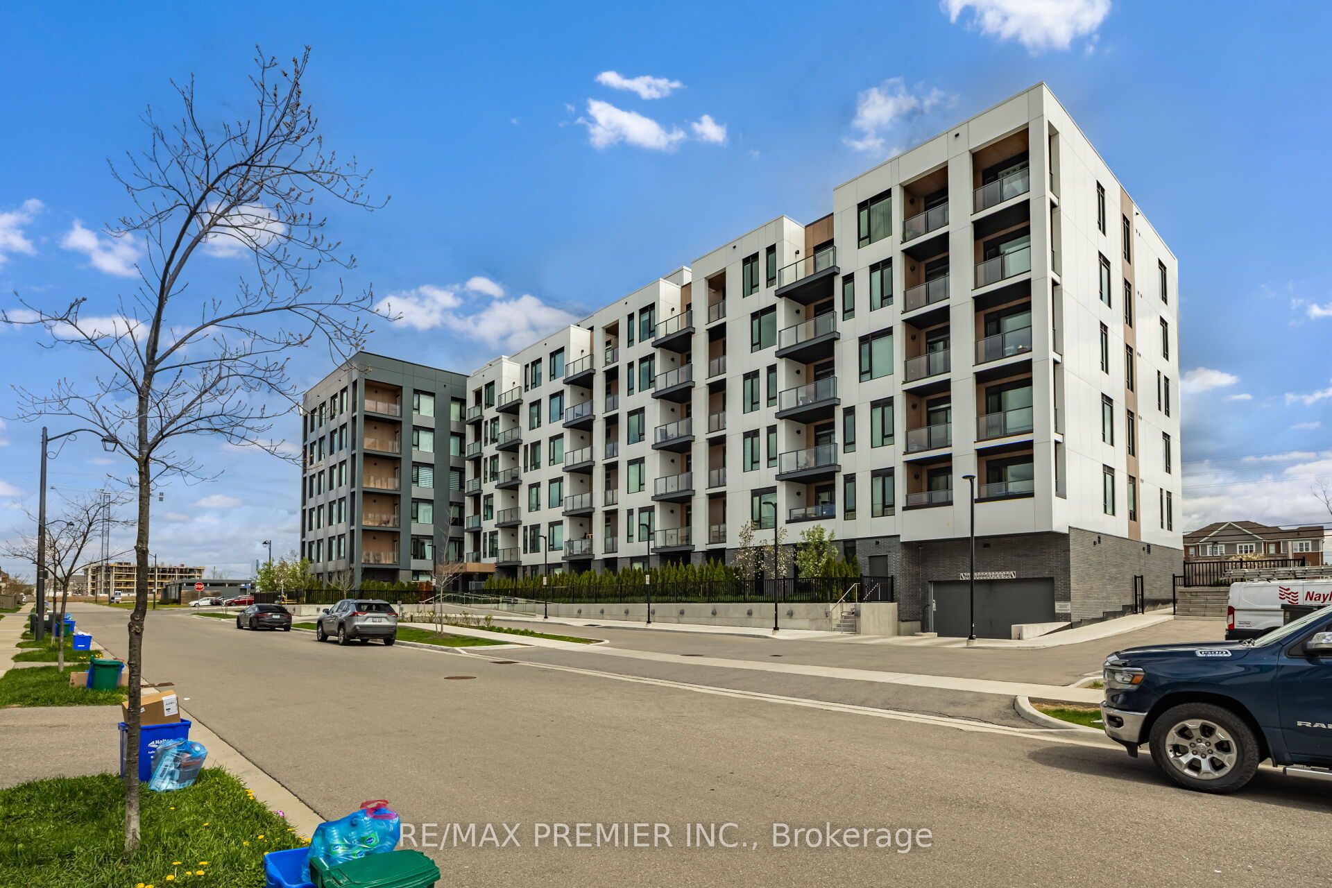 Additional image 3 of 510-1440 Clarriage Court, Milton, ON, L9T 2X5