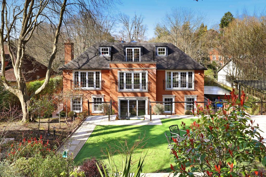 Additional image 32 of 6 bed detached house for saleValley Way, Gerrards Cross SL9