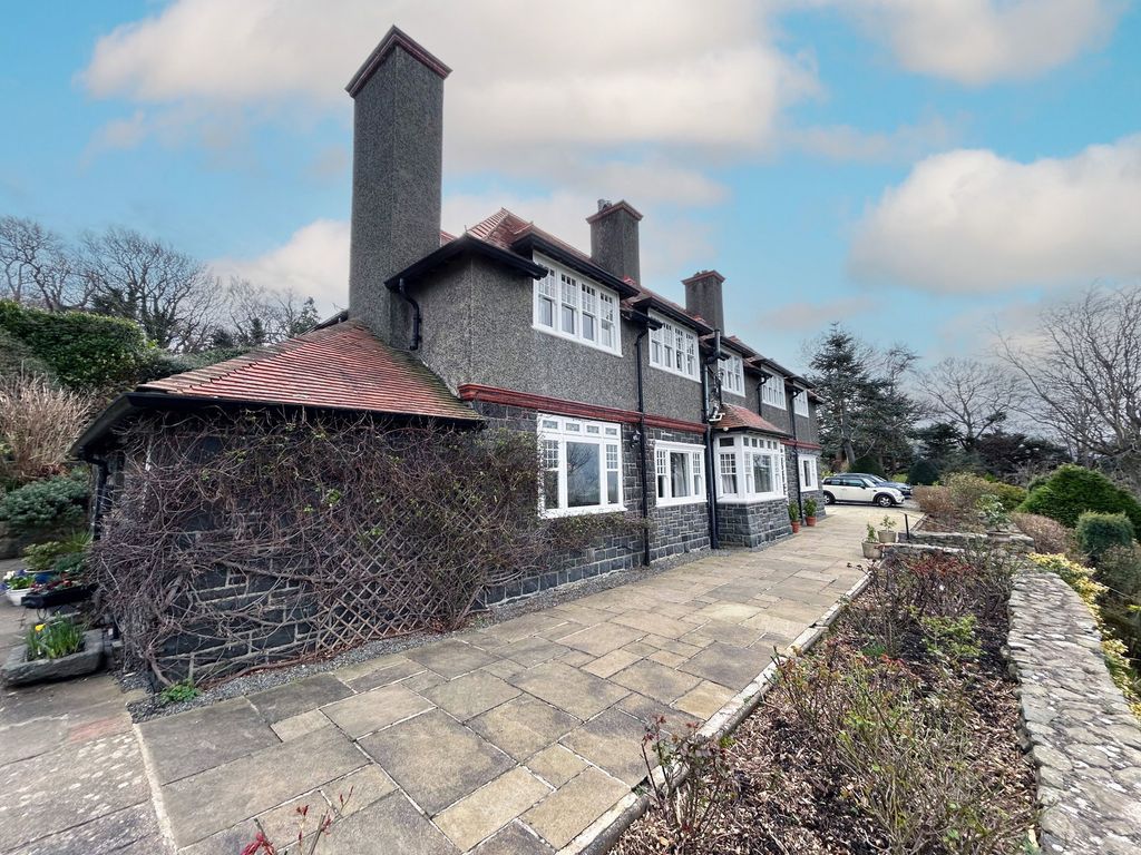 4 bed detached house for salePenmaen Park, Llanfairfechan LL33