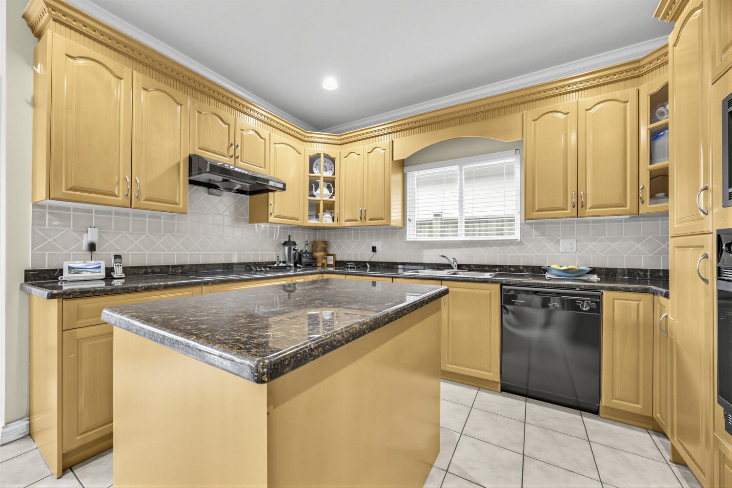 Additional image 5 of 9133 No. 1 Road, Richmond, BC, V7E 1R6