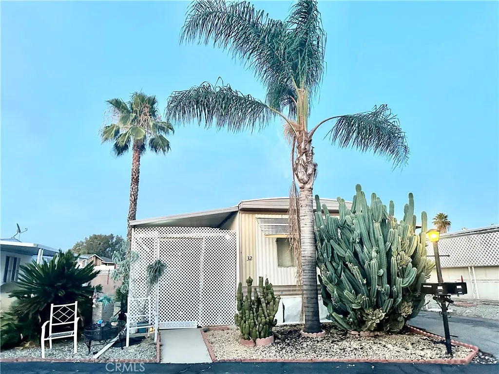 Additional image 2 of 332 N Lyon Avenue Unit 32, Hemet, CA 92543
