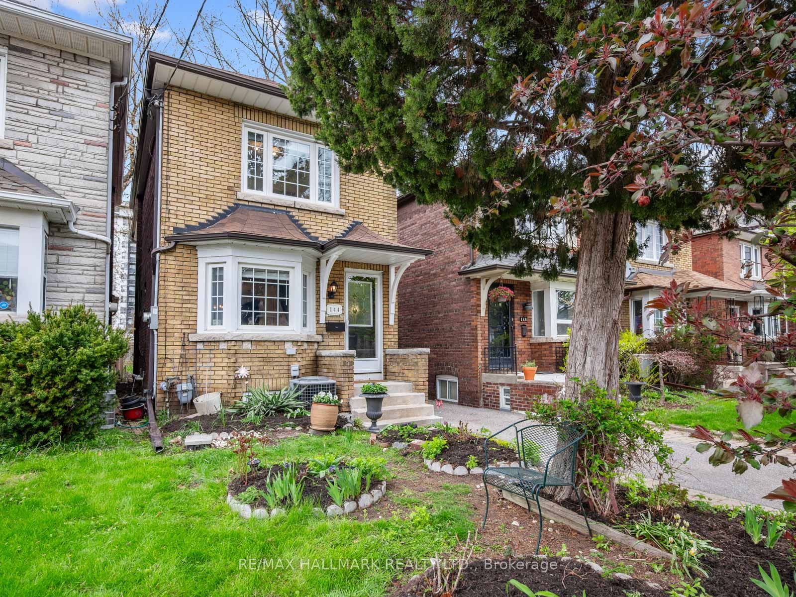 144 Floyd Avenue, Toronto, ON, M4K 2B7