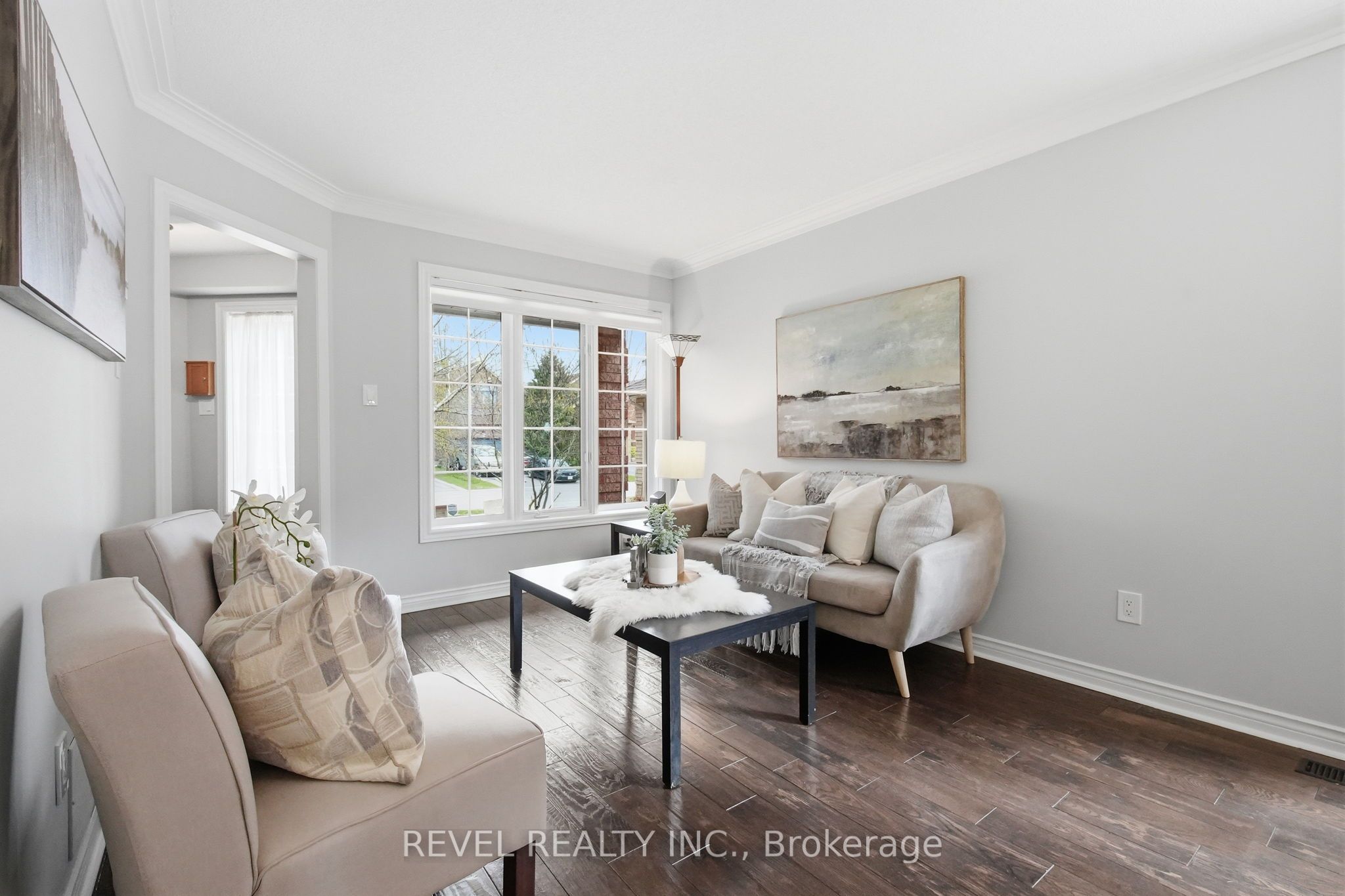 Additional image 3 of 68 Parnell Crescent, Whitby, ON, L1R 2L5