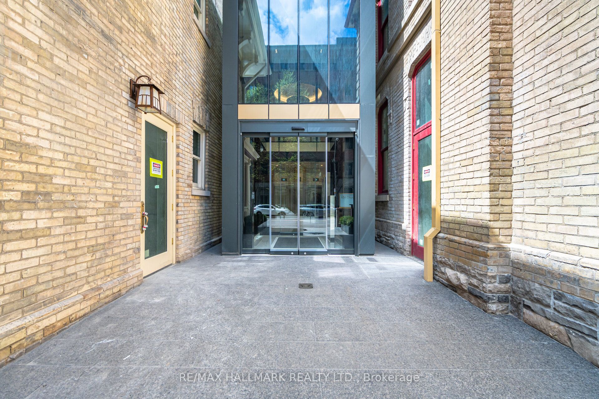 Additional image 2 of 2409-634 Church Street, Toronto, ON, M4Y 0G9