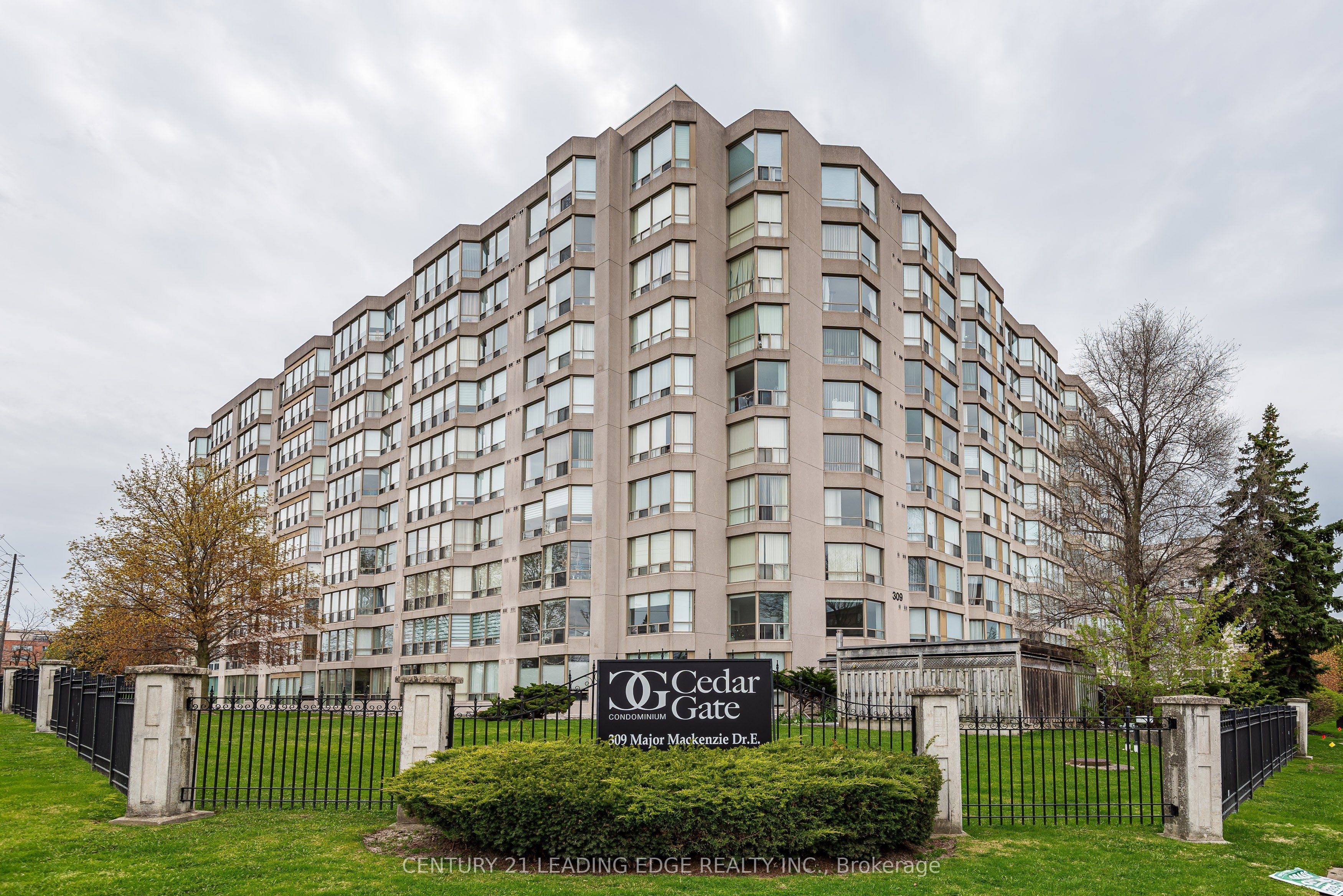 411-309 Major Mackenzie Drive E, Richmond Hill, ON, L4C 9V5