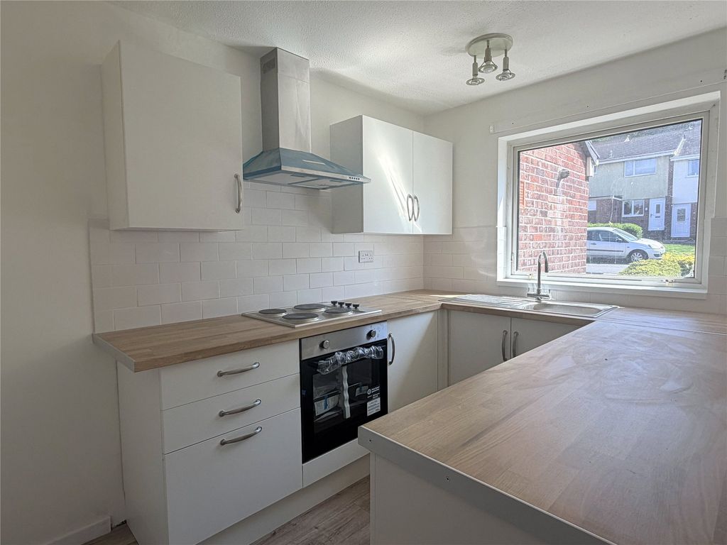 Additional image 11 of 3 bed semi-detached house to rentEdwards Close, Plymouth, Devon PL7