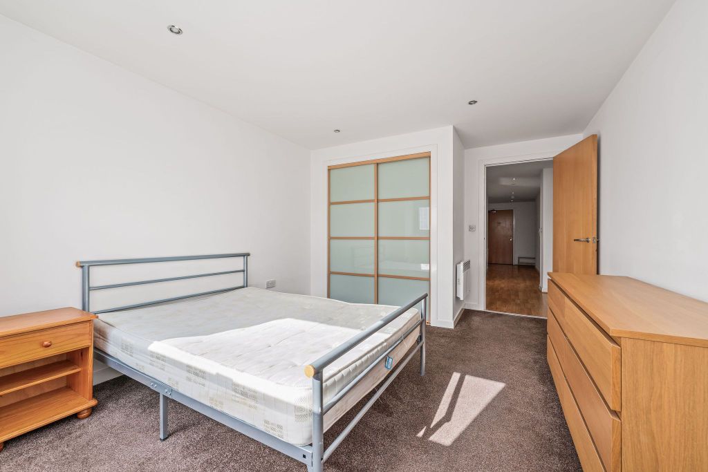 Additional image 31 of 2 bed flat for saleFlat 8/3, 72 Lancefield Quay, Glasgow G3
