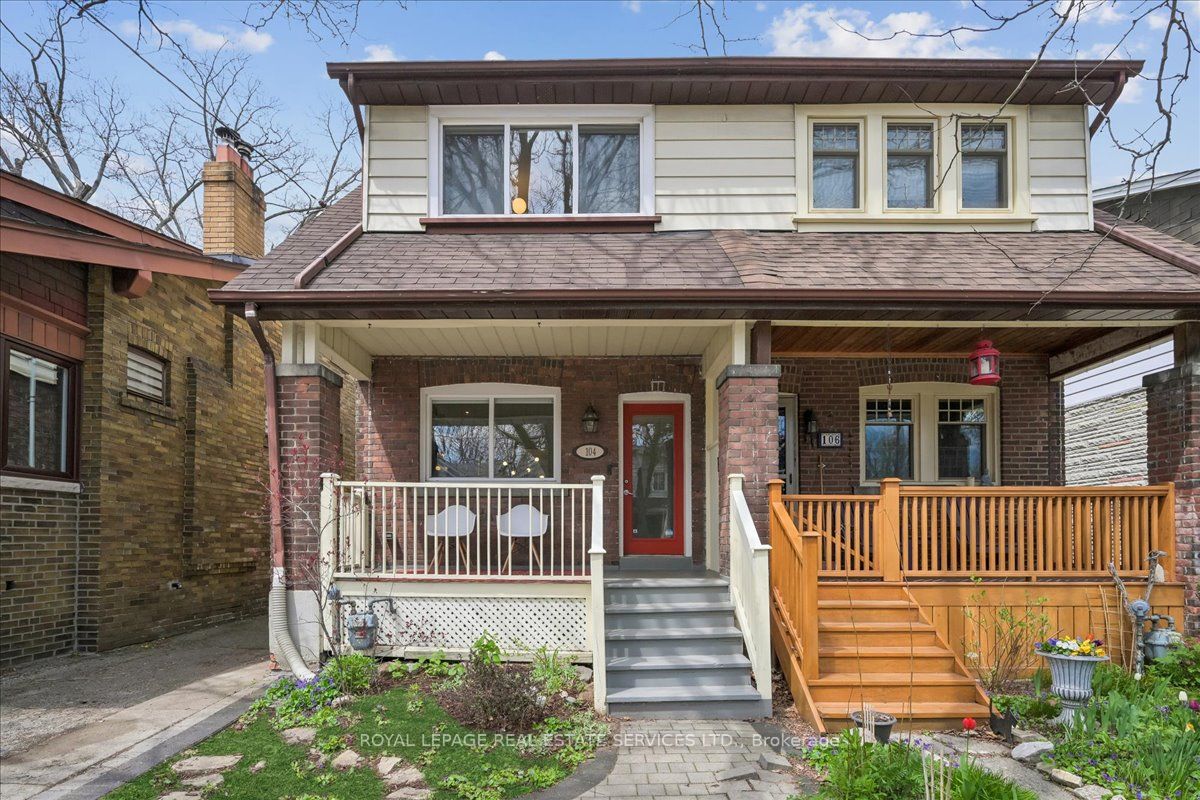 104 Oakcrest Avenue, Toronto, ON, M4C 1B7