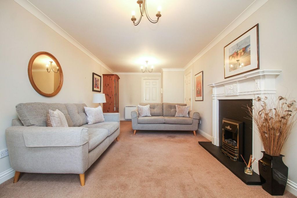 Additional image 3 of 2 bed flat to rentMains Place, Morpeth NE61
