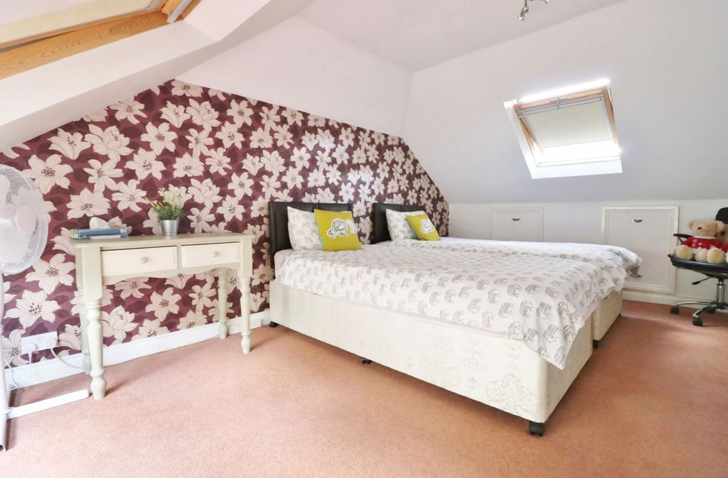 Additional image 23 of 6 bed detached house for saleBritannia Gardens, Hedge End SO30
