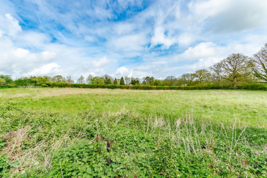 Additional image 15 of 2 bed detached bungalow for saleRickmans Lane, Billingshurst RH14