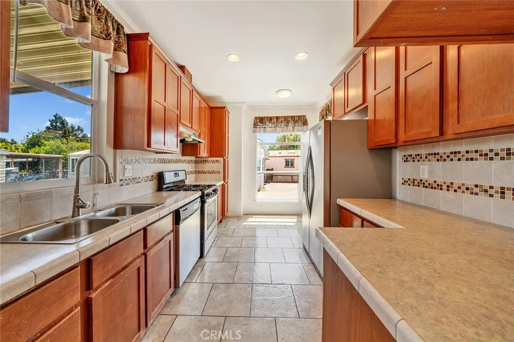 Additional image 5 of 501 Moorpark Way Unit 104, Mountain View, CA 94041