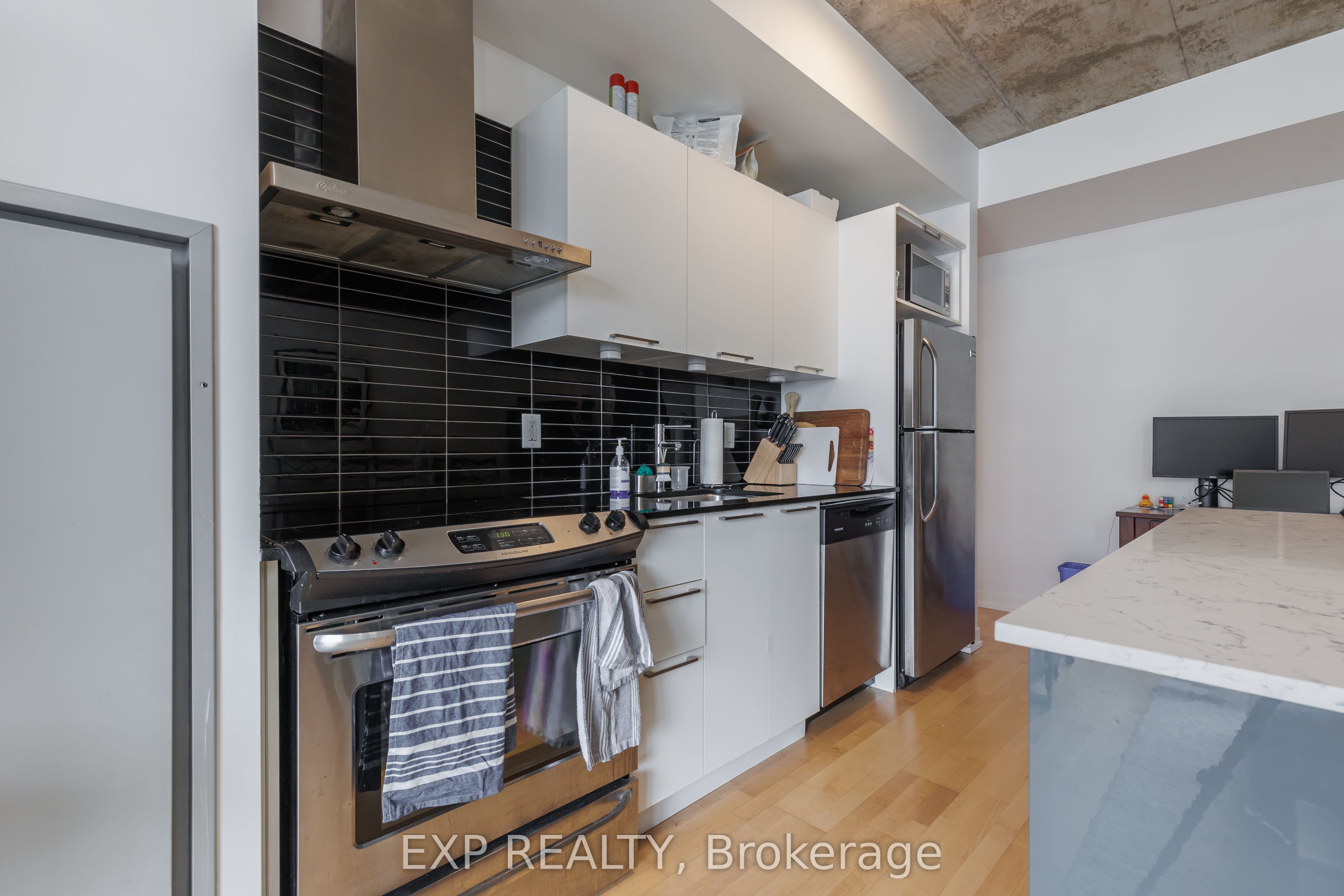 Additional image 4 of 703-650 King Street W, Toronto, ON, M5V 0H6