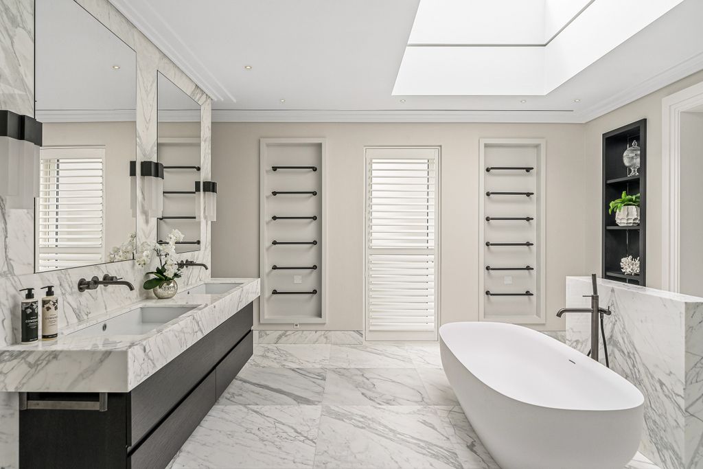 Additional image 22 of 5 bed flat to rentPrinces Gate, Knightsbridge, London SW7, United Kingdom