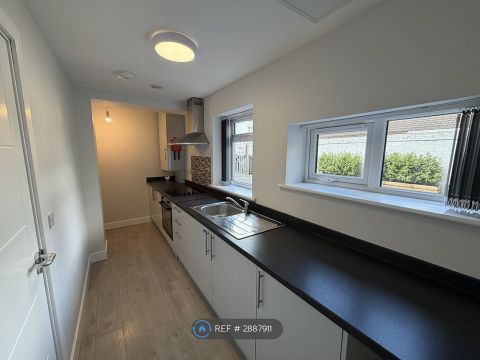 Cyprus House, Leicester LE2