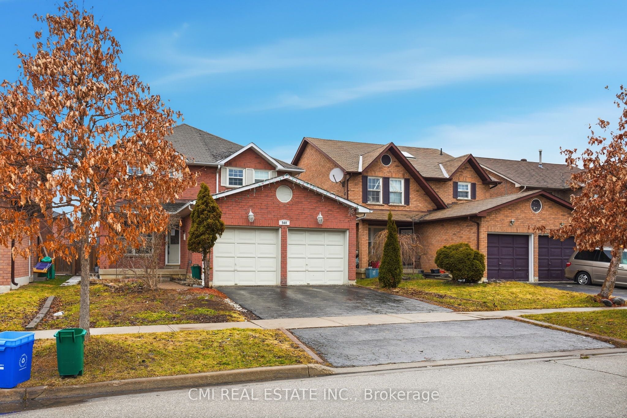 560 Steeple Hill, Pickering, ON, L1V 5Z3 photo 3