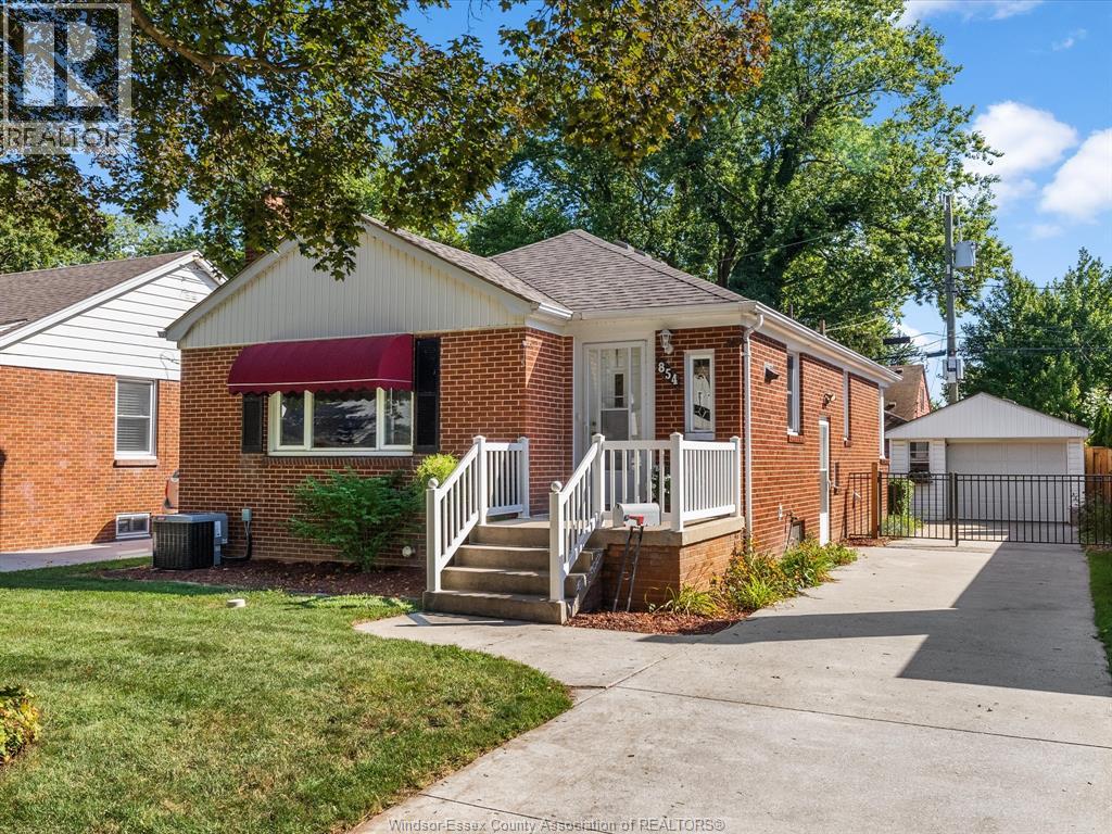854 Belleperche Place, Windsor, ON, N8S3C1