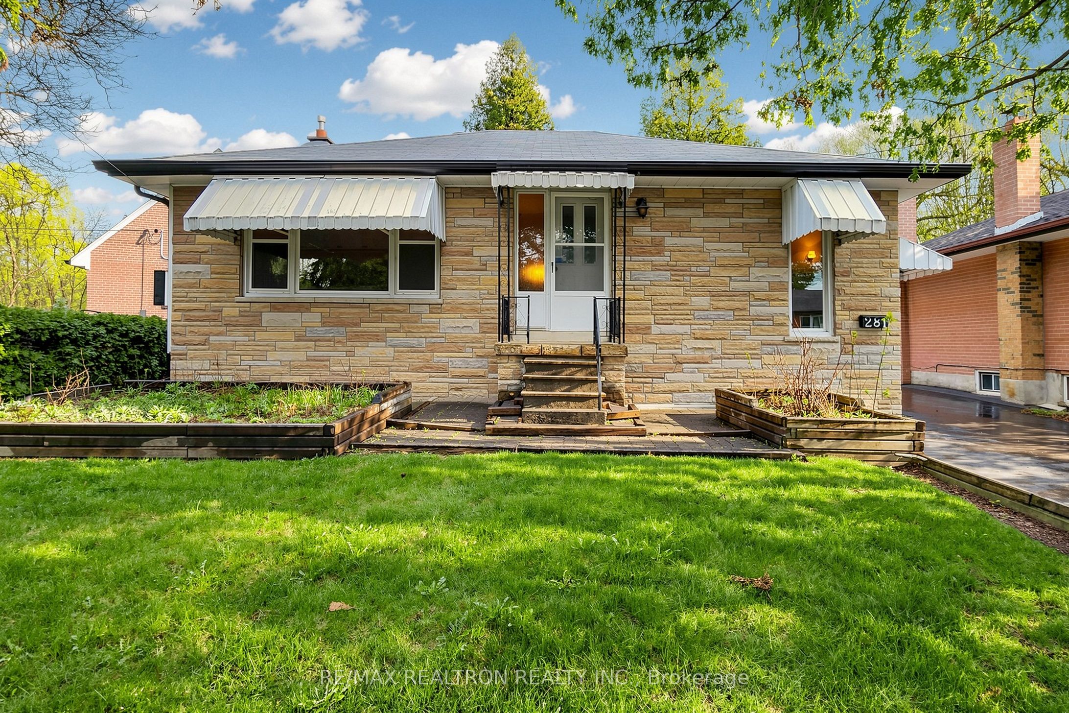 Additional image 2 of 281 Lennox Avenue, Richmond Hill, ON, L4C 2A4