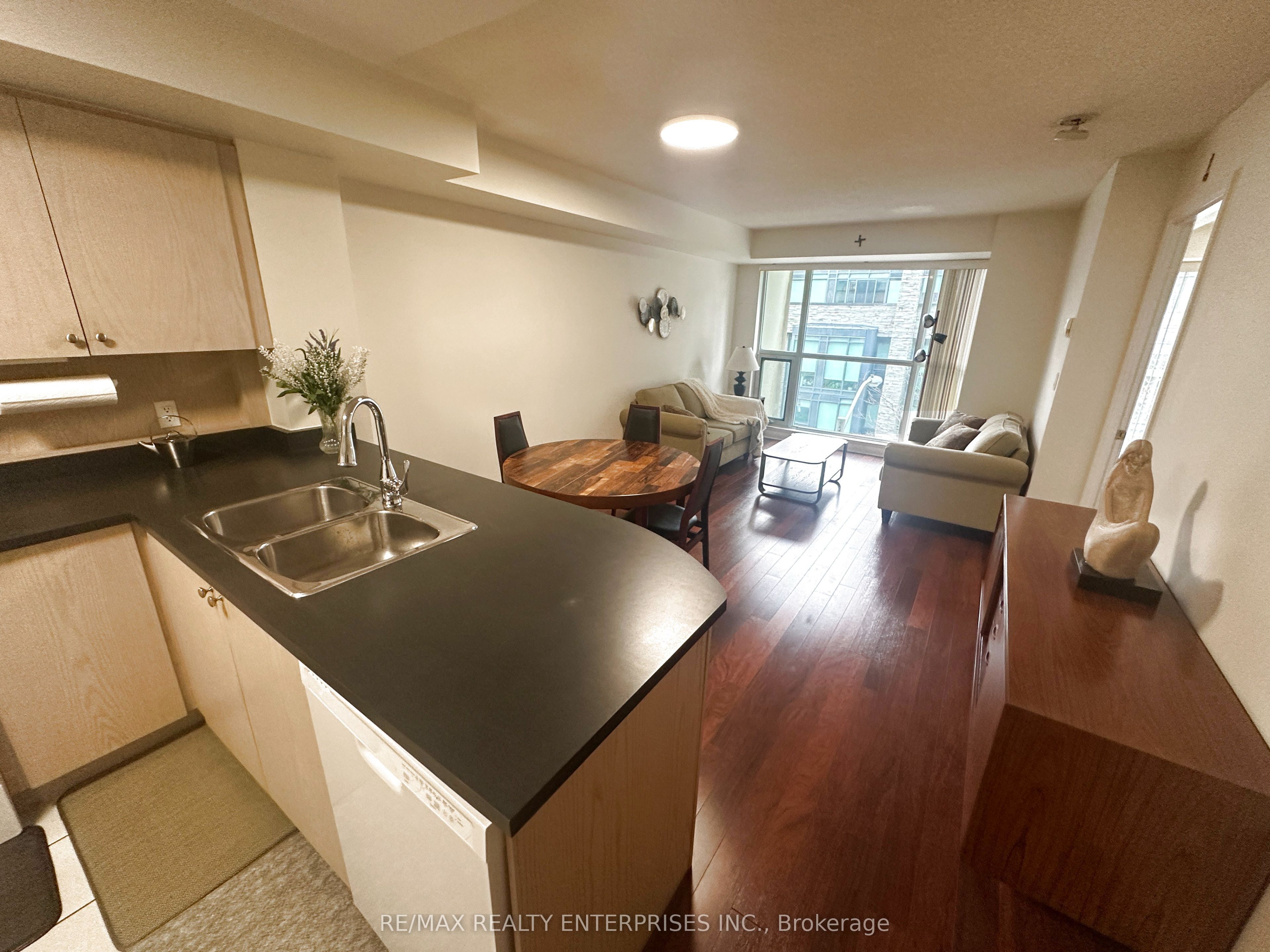Additional image 6 of 412-18 Beverley Street, Toronto, ON, M5T 3L2