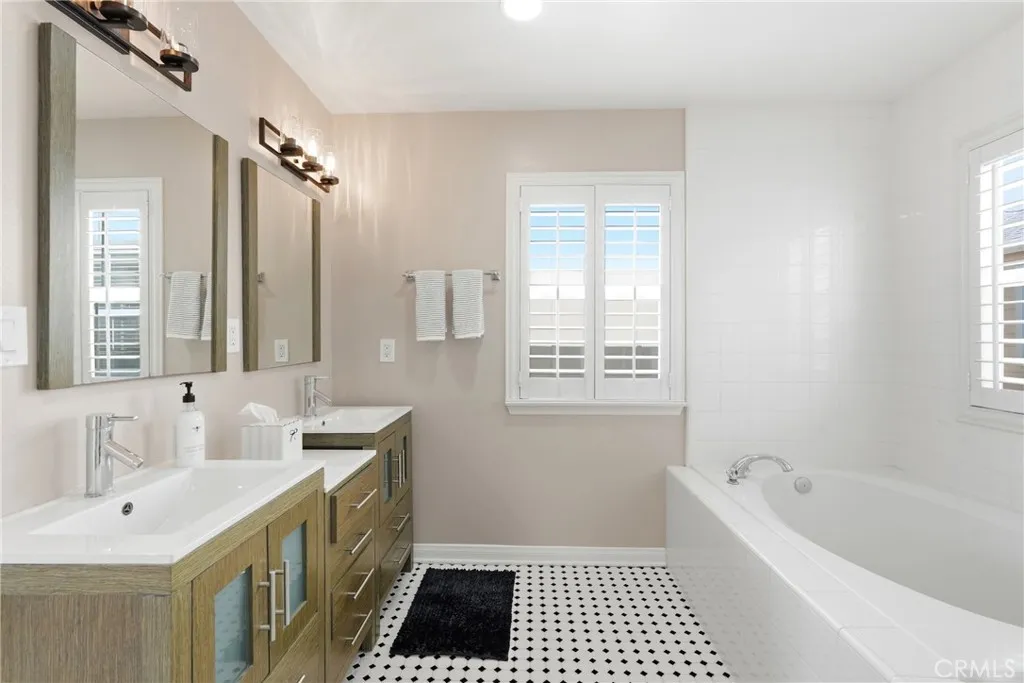 Additional image 47 of 1800 S Pacific Coast Ave Unit 60, Redondo Beach, CA 90277