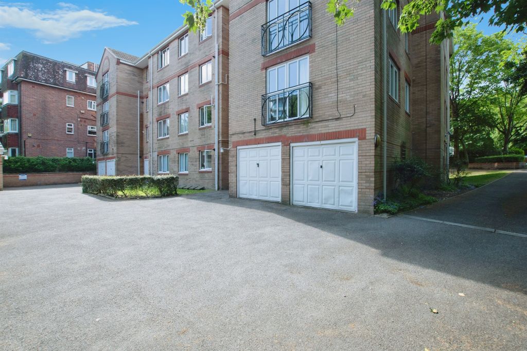 Additional image 9 of 2 bed flat for saleParsonage Road, Bournemouth BH1
