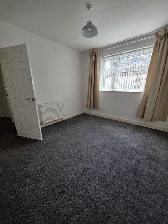 Additional image 10 of 2 bed flat to rentAlbert Drive, Deganwy LL31
