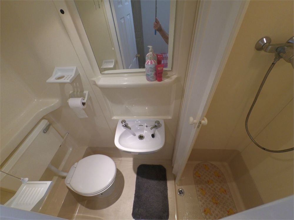 Additional image 11 of 17 bed property to rentRoyal Terrace, Barrack Road, Northampton NN1