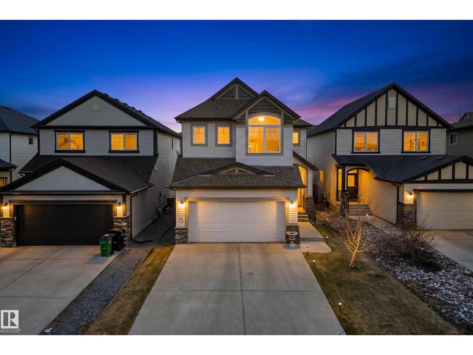 22055 95 Avenue NW, Edmonton, AB, T5T4A7