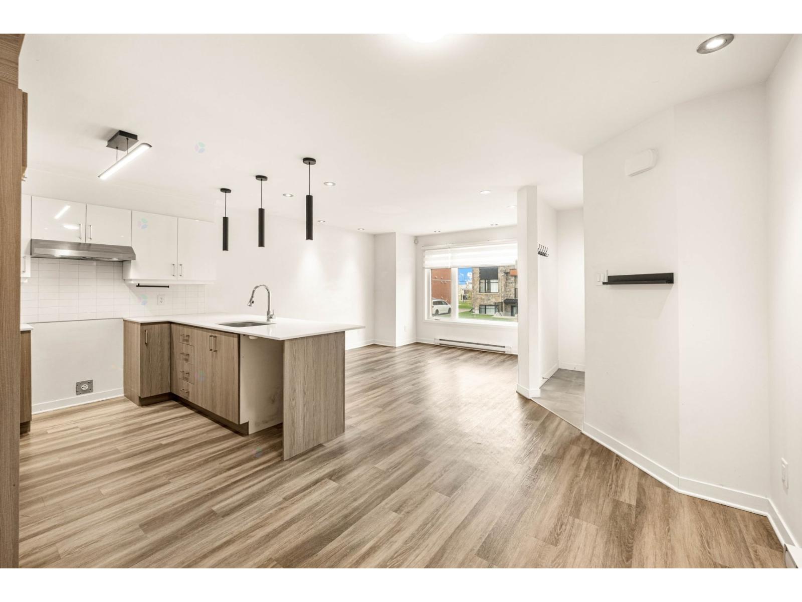 1213 Rue du Grand-Pic