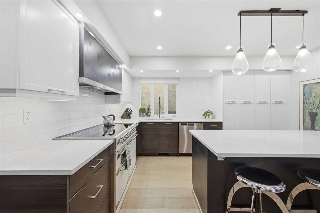 Additional image 4 of 3817 18 Street SW, Calgary, AB, T2T 4V2