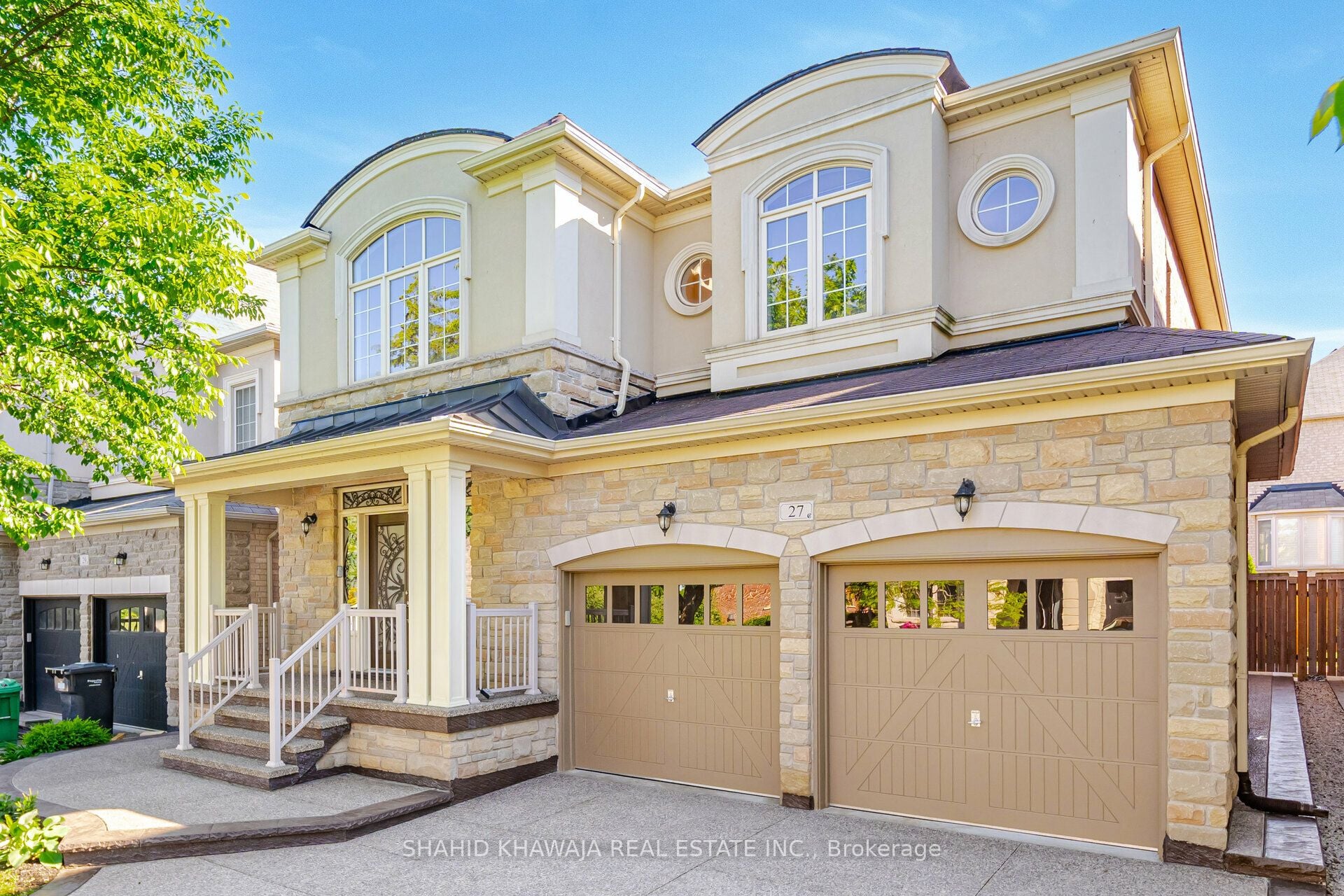 27 Lampman Crescent, Brampton, ON, L6X 0E4 photo 3
