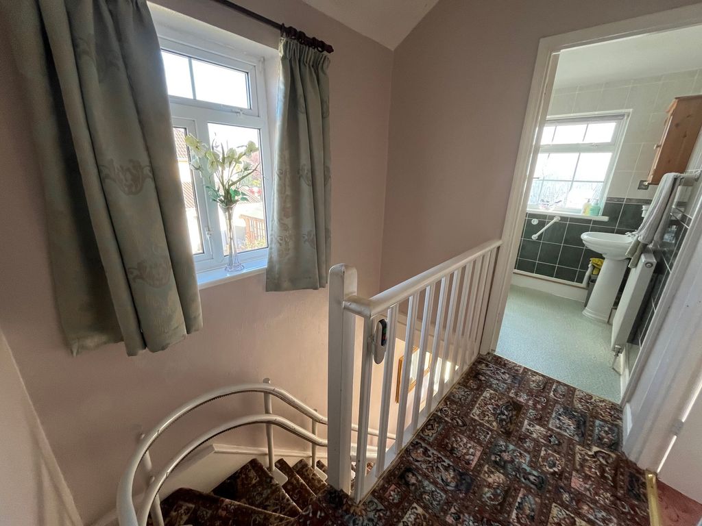 Additional image 13 of 3 bed semi-detached house for saleWindsor Crescent, Frome, Somerset BA11