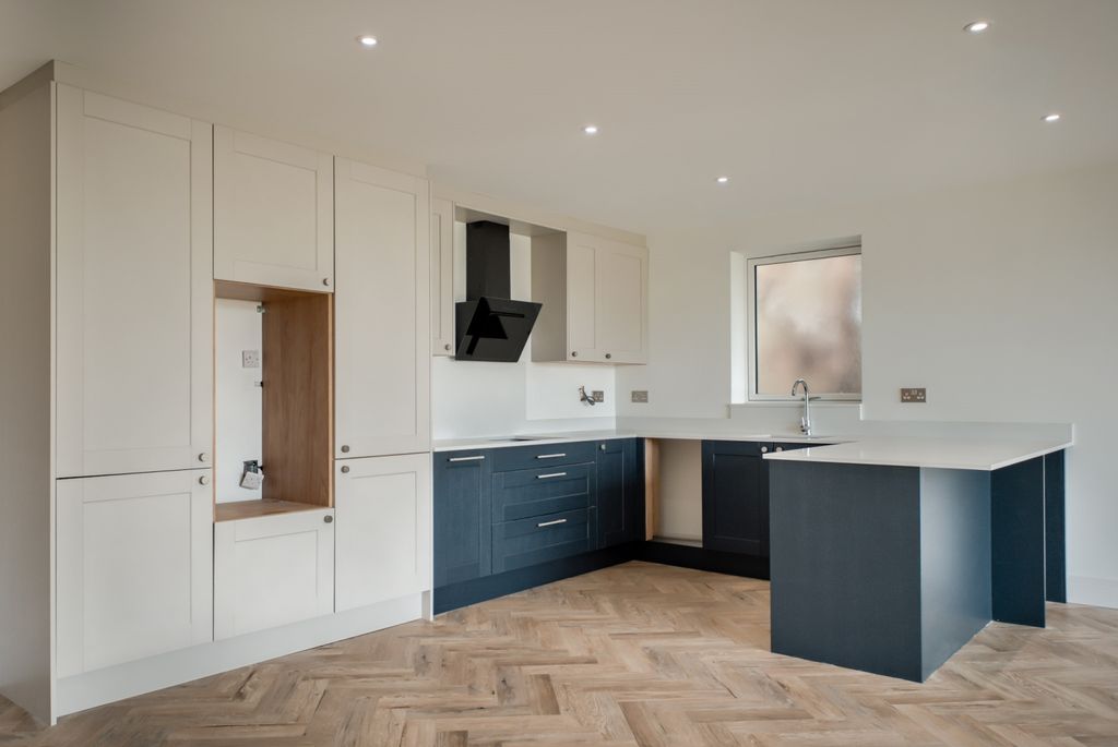 Additional image 3 of 2 bed flat for saleFlat 1, Benson Road, Stratford-Upon-Avon CV37
