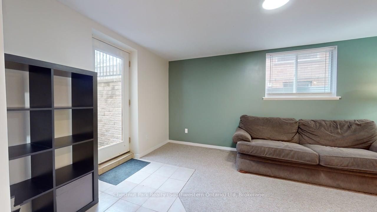 Additional image 3 of Lower-22 Moss Place, Guelph, ON, N1G 4V1