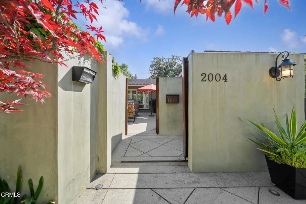 Additional image 3 of 2004 Glenview Terrace, Altadena, CA 91001