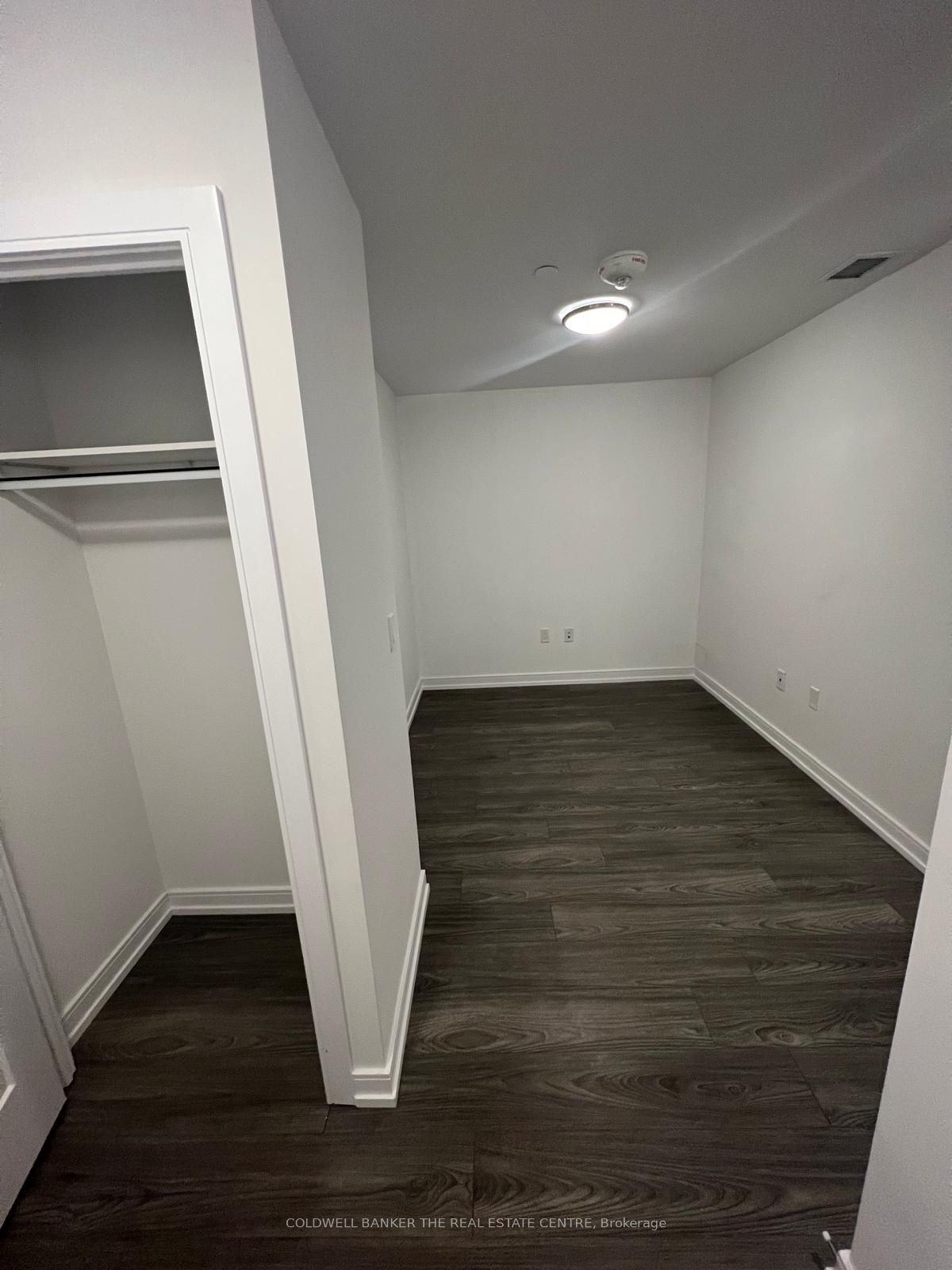 Additional image 4 of 2106-225 Village Green Square, Toronto, ON, M1S 0L3