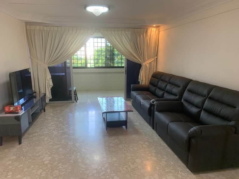 305 Jurong East Street 32