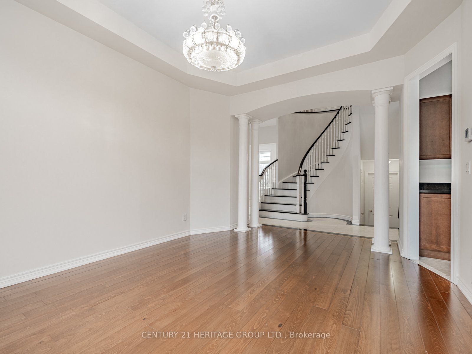Additional image 4 of 69 Morland Crescent, Aurora, ON, L4G 7Z2