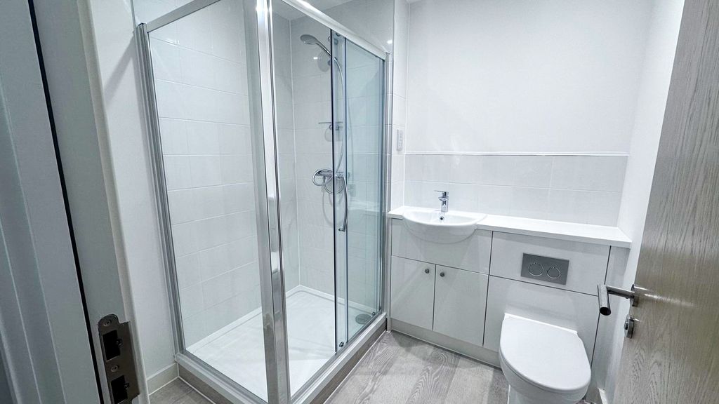 Additional image 6 of 2 bed flat to rent608 Armstrong House, Fletton Quays, Peterborough PE2